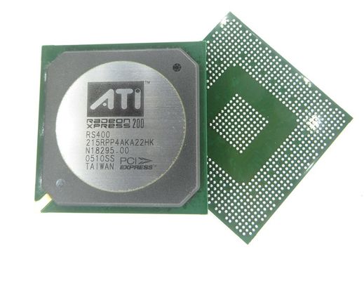 Porcellana Chip di 215RPP4AKA22HK GPU, unità di elaborazione di Gpu per l&#039;operazione di desktop pc velocemente fabbrica