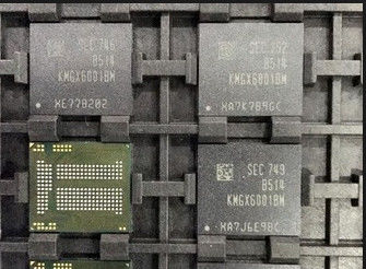 Porcellana Chip di memoria di KMGX6001BM-B514 EMCP, azionamento dell&#039;istantaneo di 64gb Emmc (32+24 EMCP D3 LPDDR3 -1866MHz) fabbrica